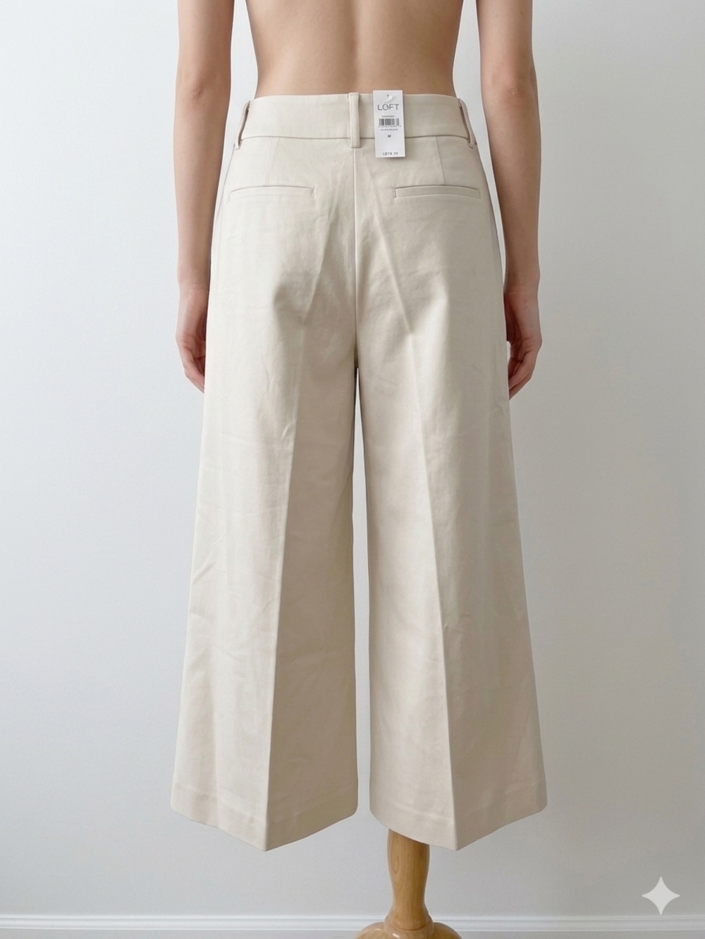 LOFT Wide-Leg Cropped Pants in Light Beige NWT Size 10 - Picture 2 of 7